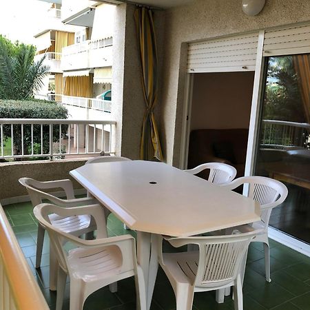 Apartamento En Alquiler Parque 8, Playa De Gandia Exterior photo