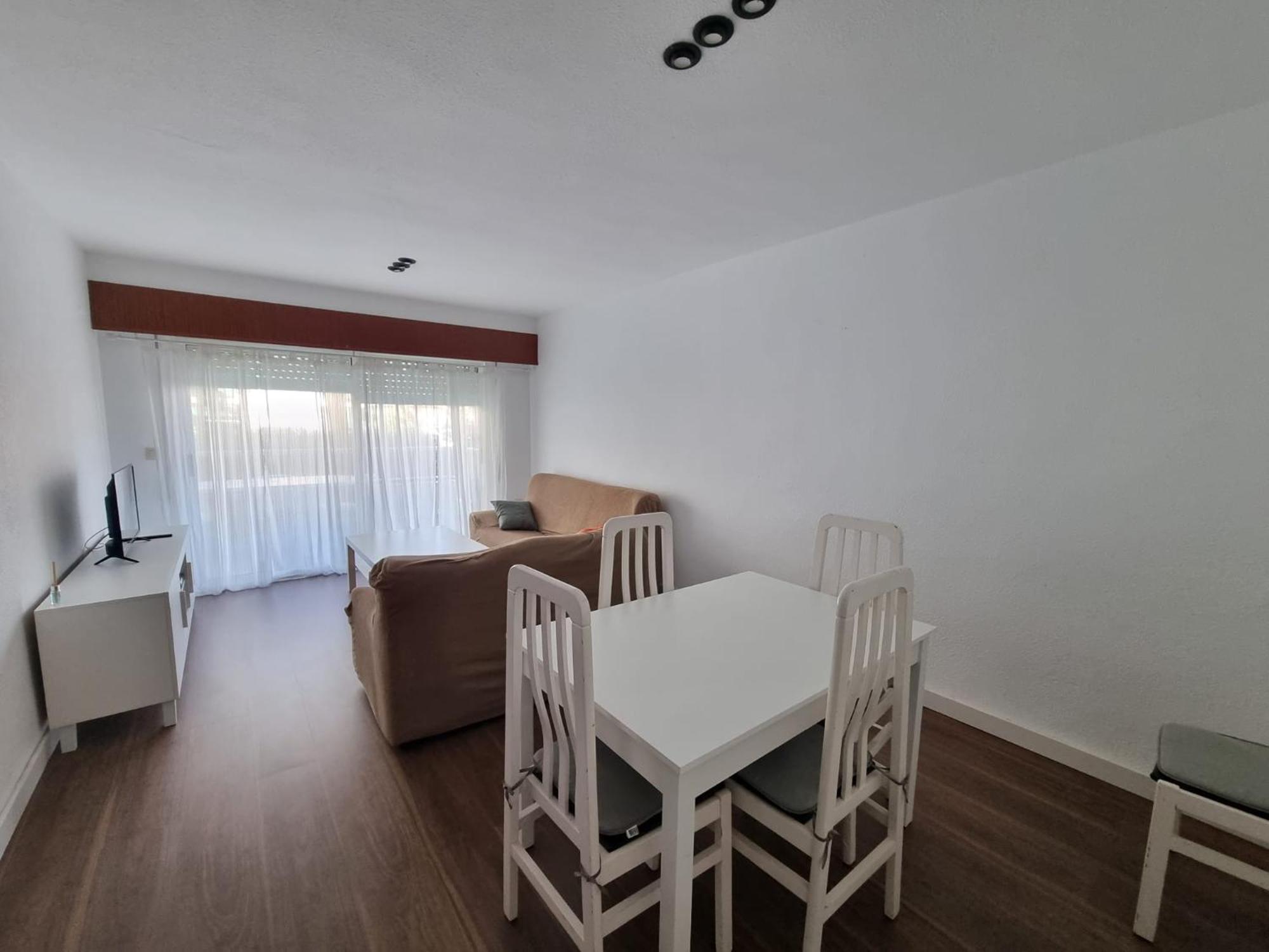 Apartamento En Alquiler Parque 8, Playa De Gandia Exterior photo