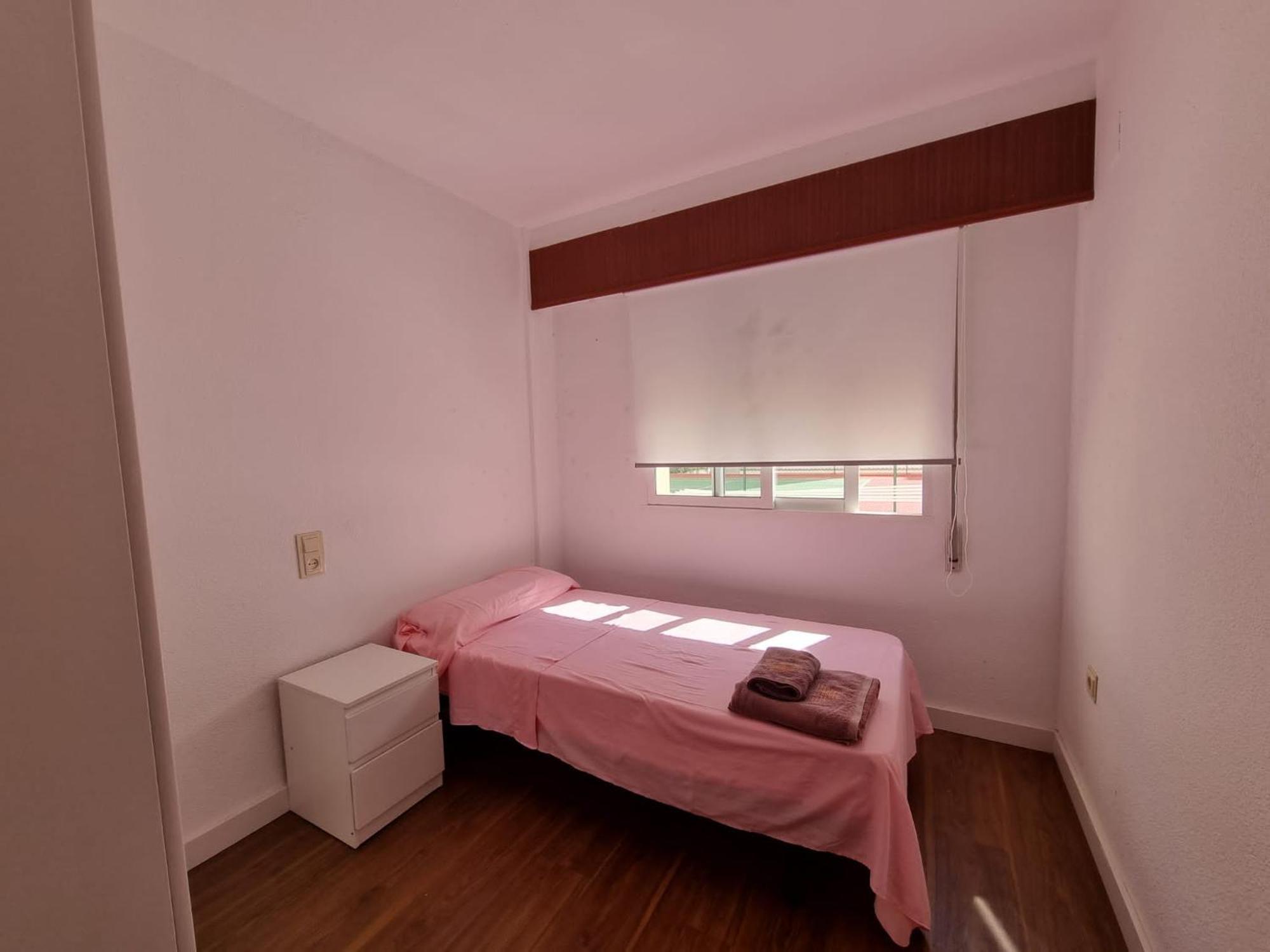 Apartamento En Alquiler Parque 8, Playa De Gandia Exterior photo